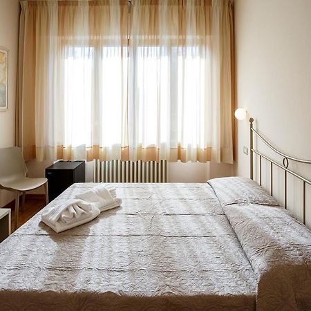 Hotel A Casa Di Leo à Ascoli Piceno Extérieur photo