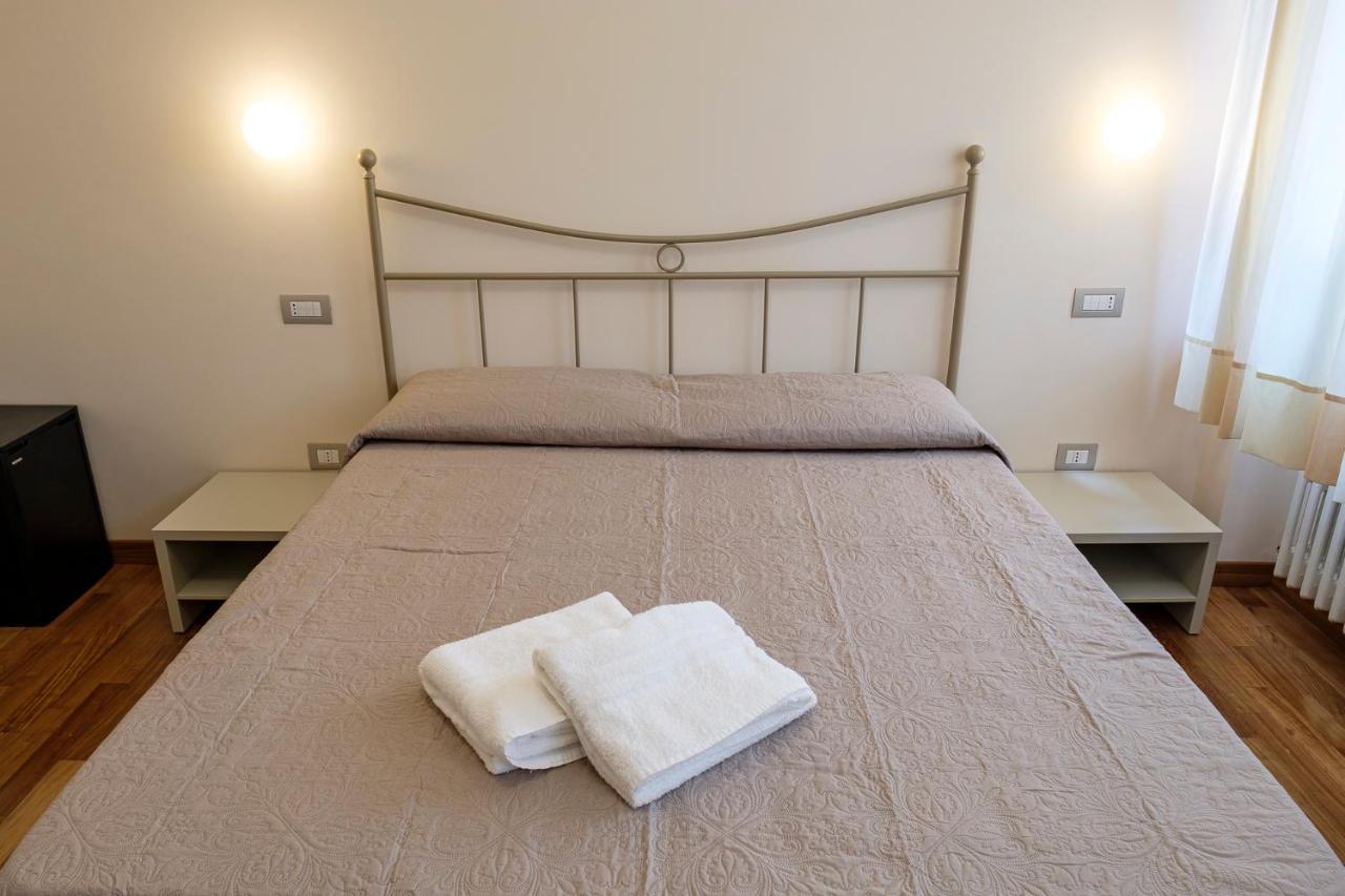 Hotel A Casa Di Leo à Ascoli Piceno Extérieur photo